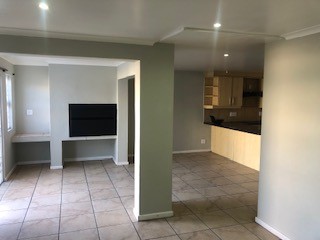 To Let 3 Bedroom Property for Rent in Langebaan North Western Cape
